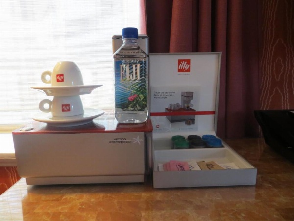 Maison 140 Beverly Hills image 22